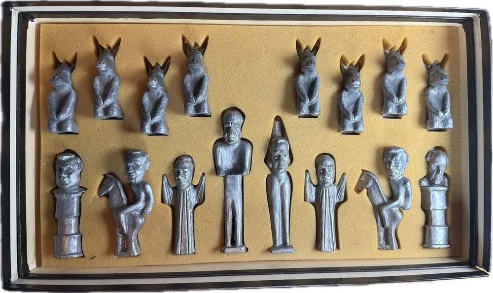 1972 Presidential Election Chess Set, Chess ‘72 by LRH feat. Nixon - Picture 2 of 11